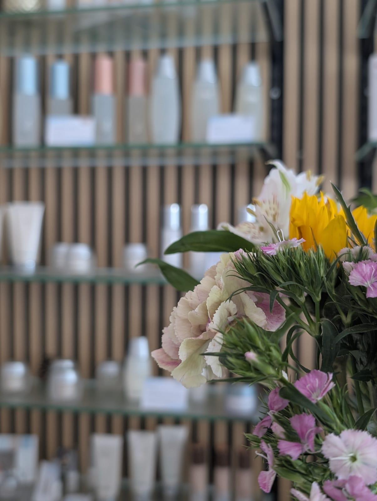 Deyani Cosmetics Studio